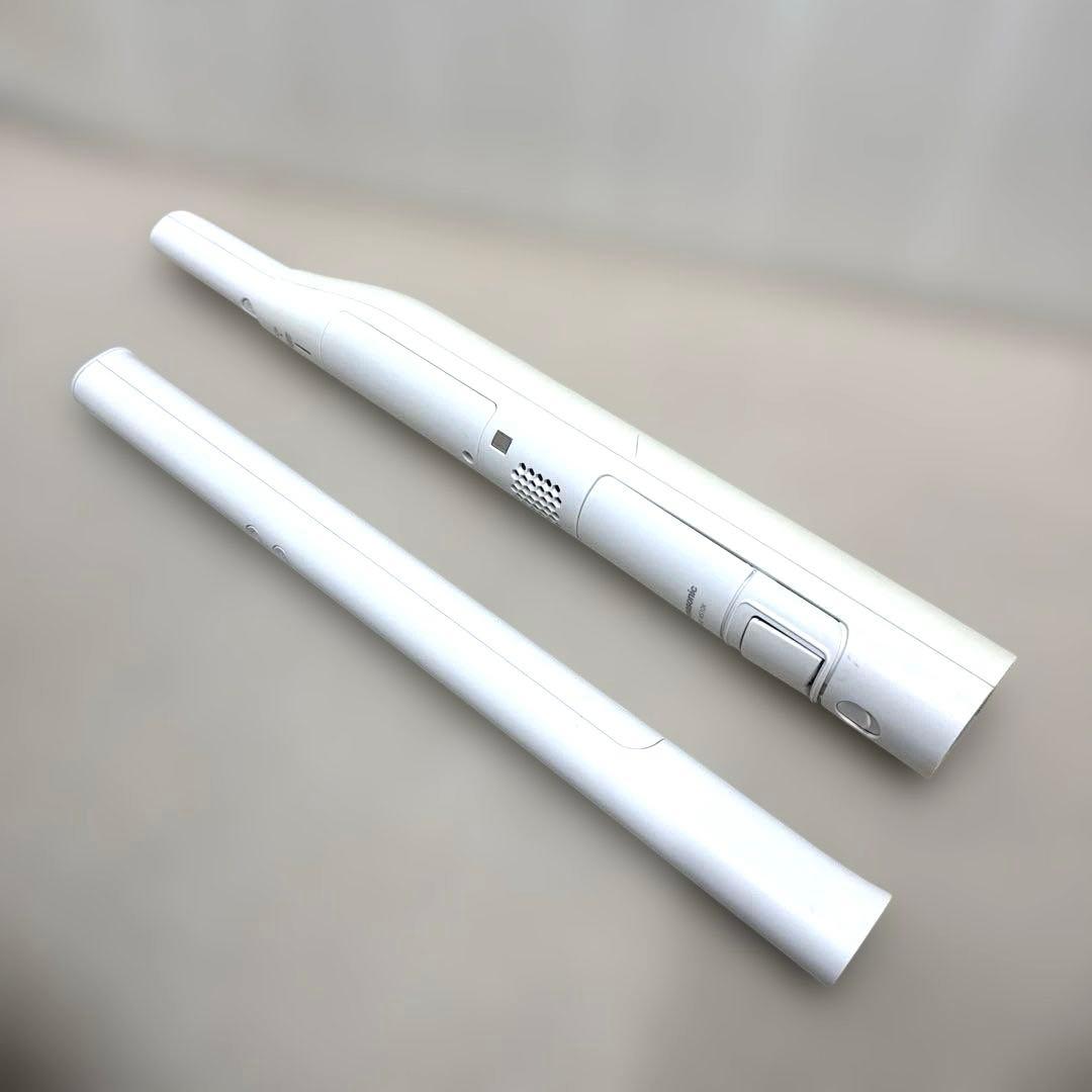 Panasonicコードレス スティック掃除機本体 MC-NS10K 22年製