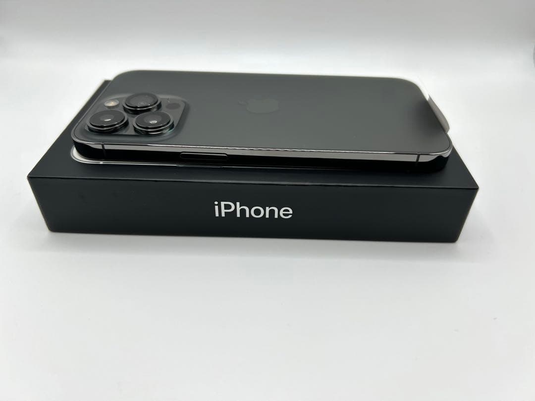 【新品未使用】iPhone 13 Pro 256GB グラファイト