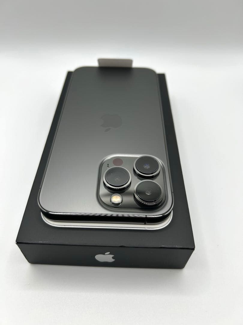 【新品未使用】iPhone 13 Pro 256GB グラファイト