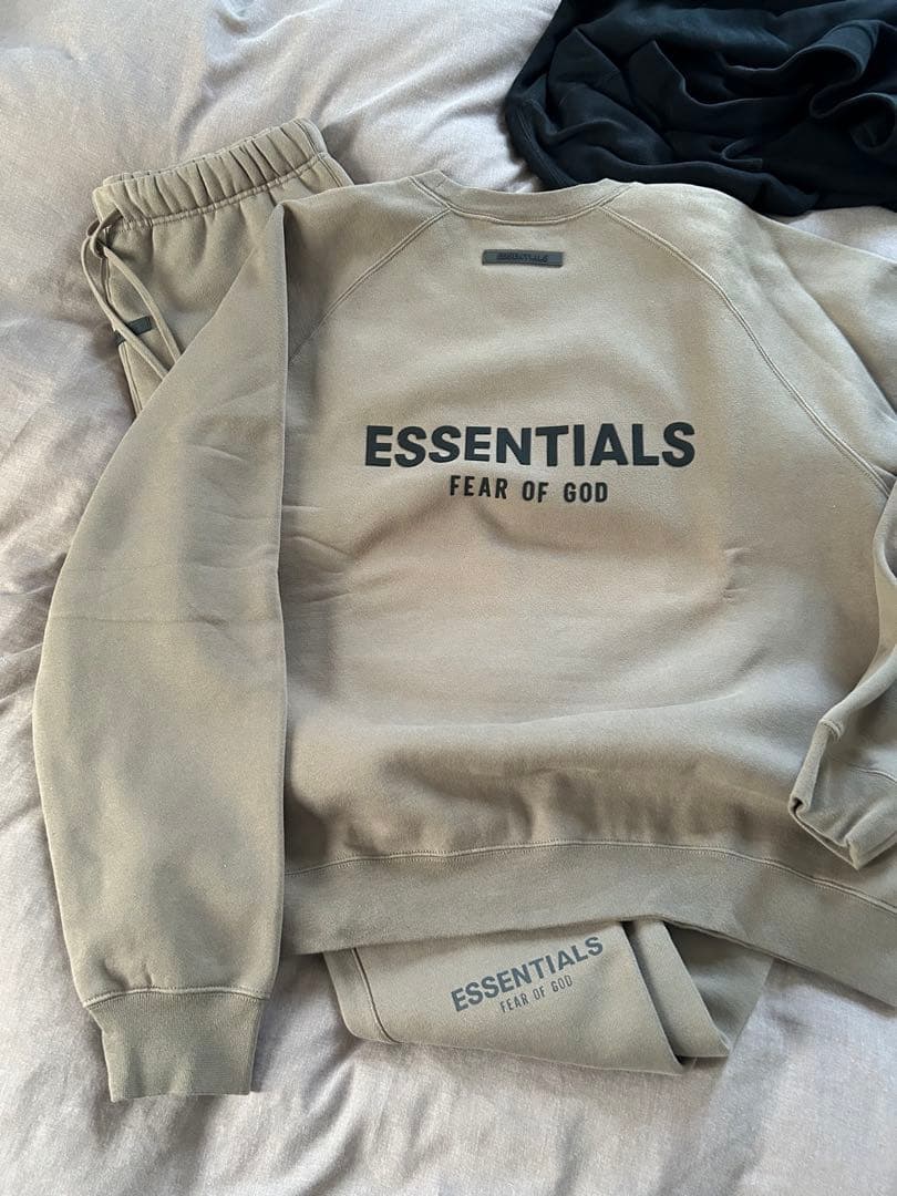 ESSENTIALS FEAR OF GOD M ベージュ セットアップ