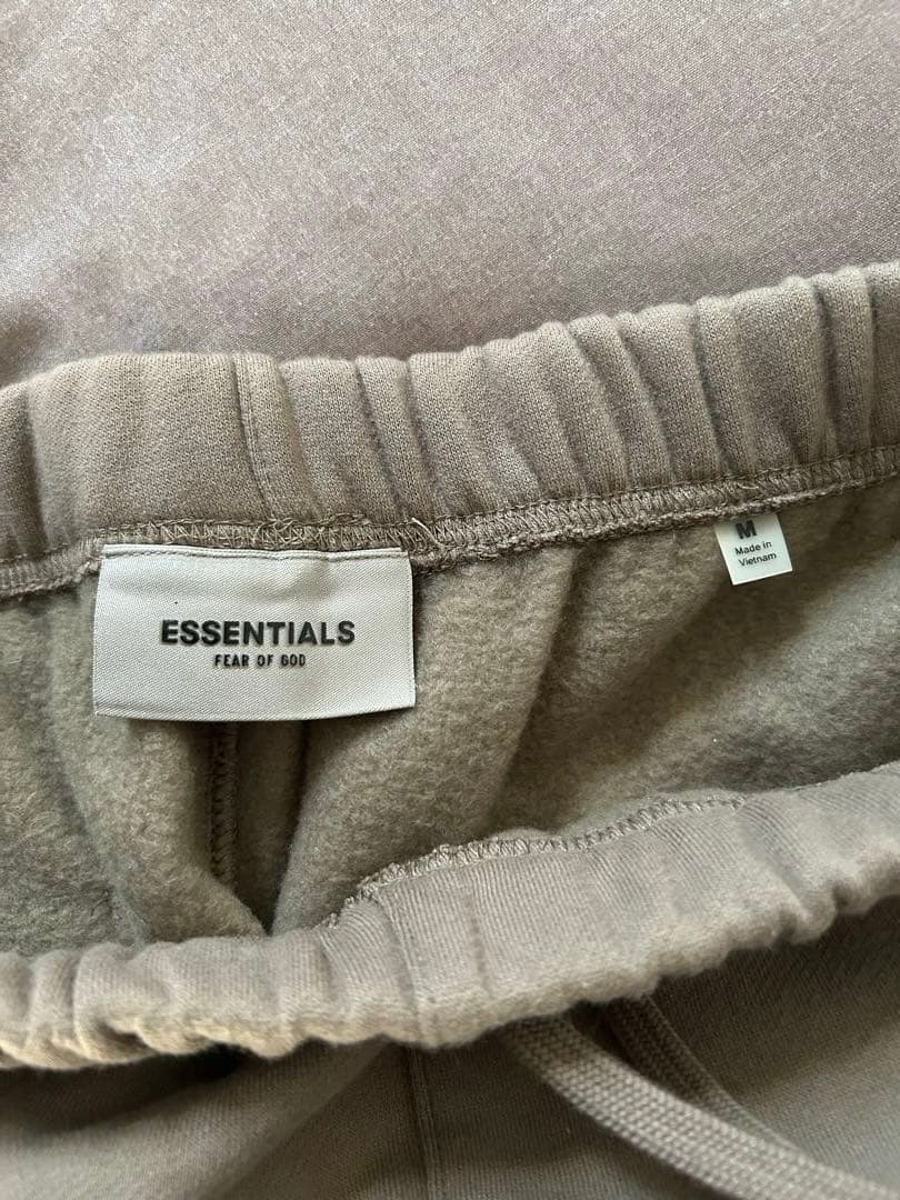 ESSENTIALS FEAR OF GOD M ベージュ セットアップ