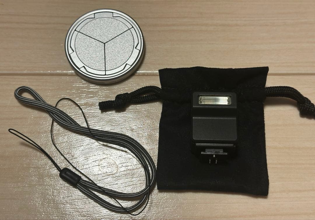 Leica ライカ D-LUX8 “100 YEARS OF LEICA”