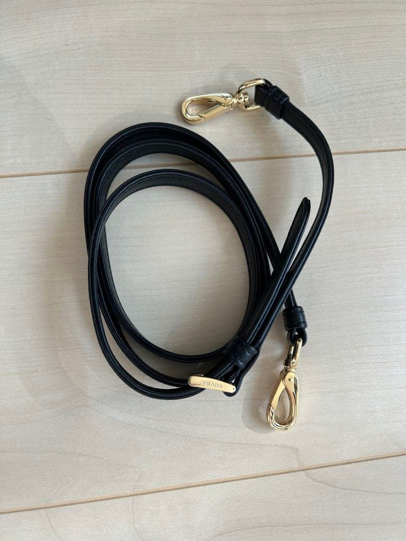 PRADA リボン付 パデッドRe-Nylon ミニバッグ