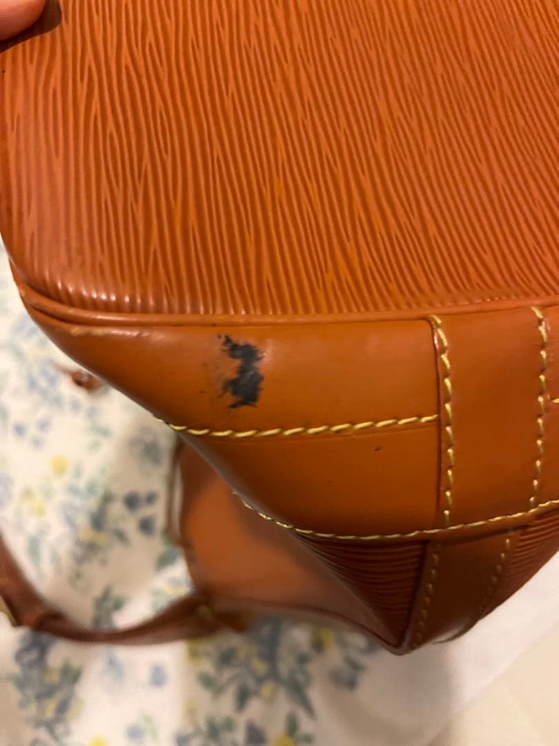 ルイヴィトン ブランドバック 高級 キャメル レディース おしゃれ 鞄 巾着