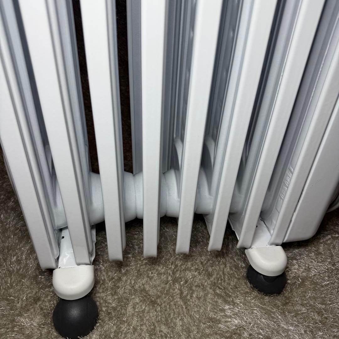 美品　デロンギ　RHJ35M0812-DG オイルヒーター