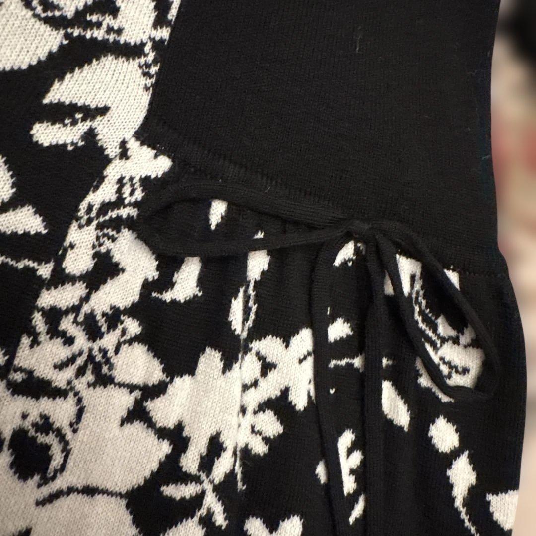 Super Beauty ❣️花柄長袖ワンピース 42新品未使用