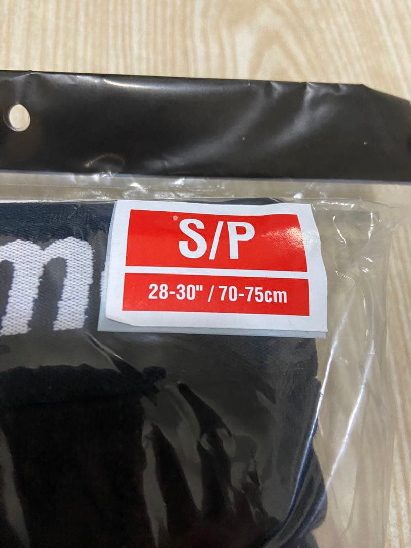 新品未開封　Supreme Hanes Sサイズ　4枚 ボクサーパンツ