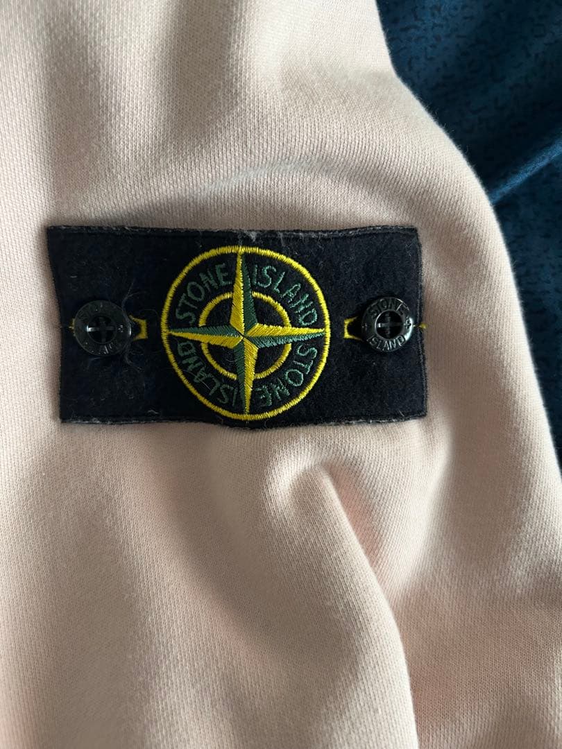 ストーンアイランド　スウェット　ピンク