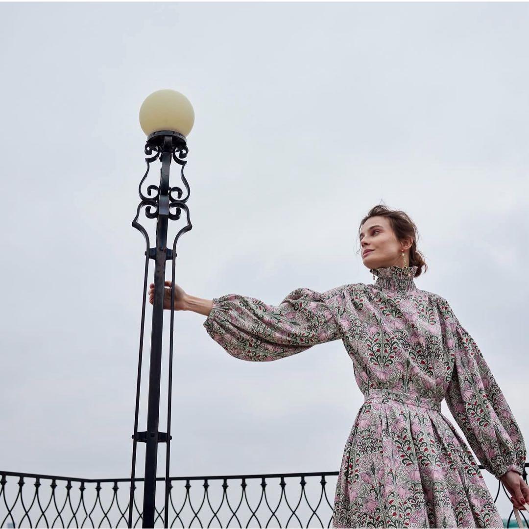 Tsuru by Mariko Oikawa ツルバイマリコオイカワ