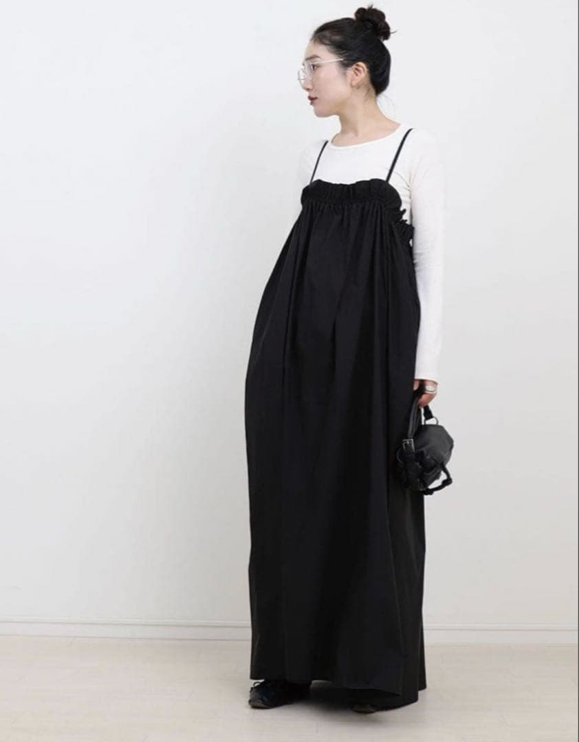 horme シャーリングフリルキャミソールドレス