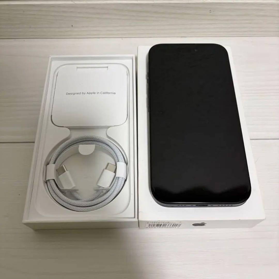 iPhone15 128GB SIMフリー　ブラック　超美品