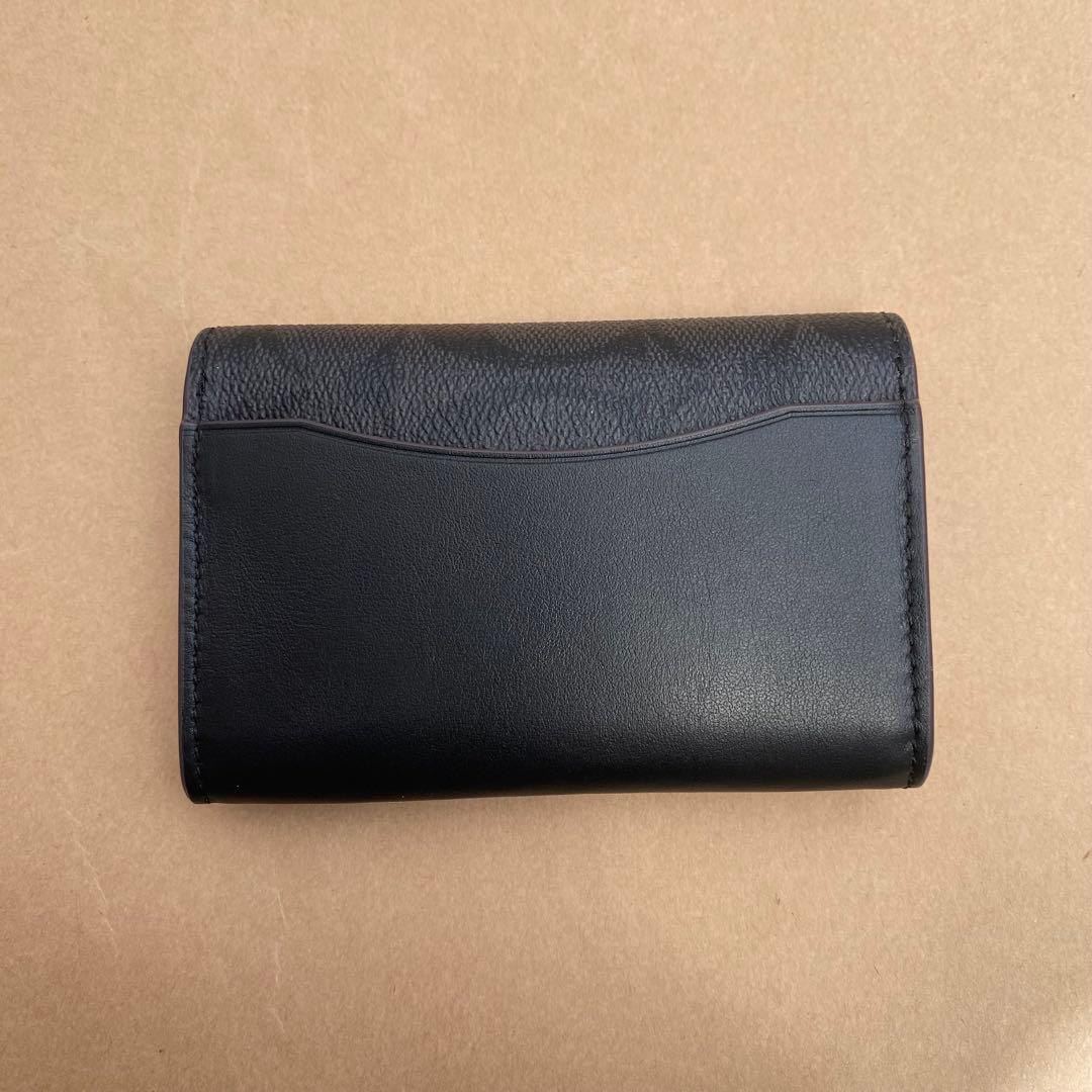 カードケース　定期入れ　名刺入れ　ブラック
