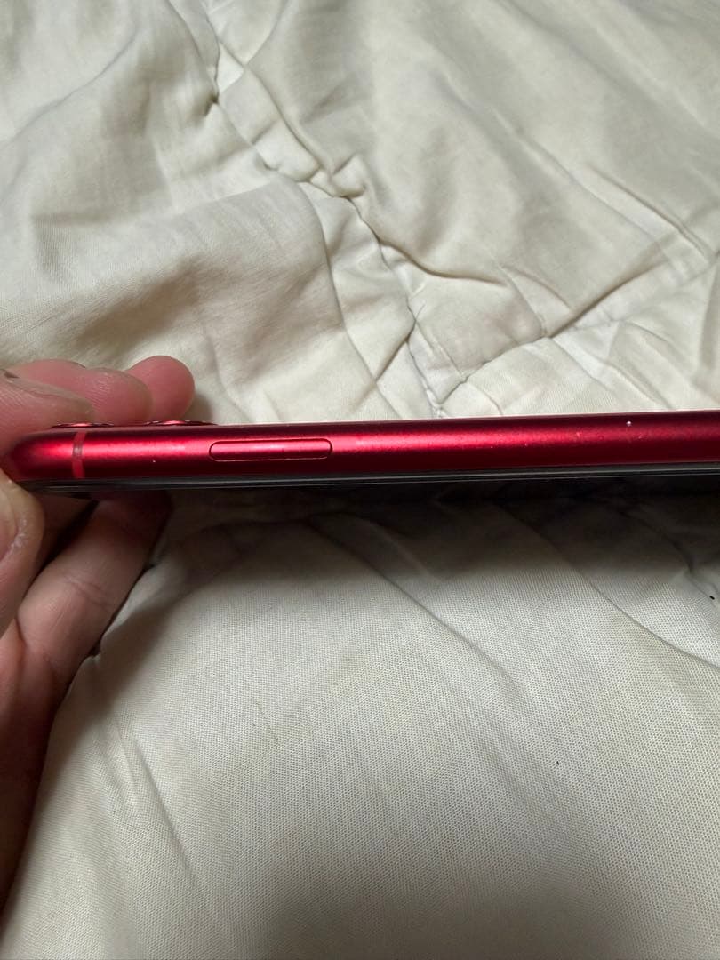 iPhone11 64GB レッド