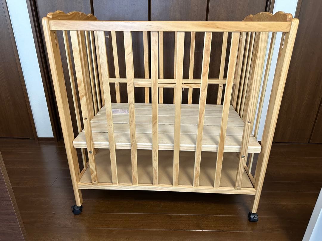 パタン 折りたたみミニベビーベッド 木製 大和屋 キャスター付き 60×90cm