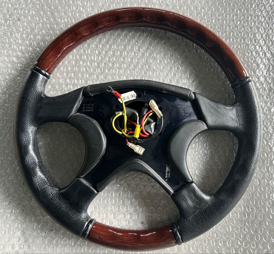 momo オリンピックⅢ 当時物スポーツタイプ ステアリング・ハンドル本体