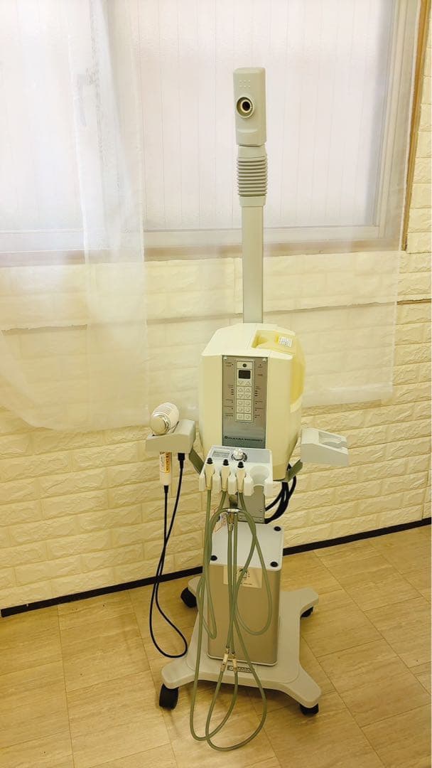 タカラベルモント ノアージュ　美顔器　エステ　器具/業務用フェイシャルスチーマー