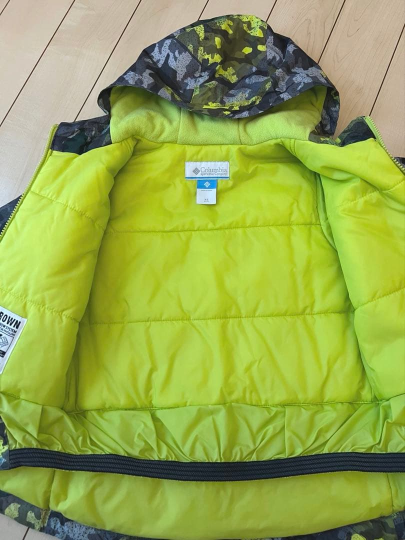 美品　Columbia 子ども用スキーウェア XS 120cm カモフラージュ