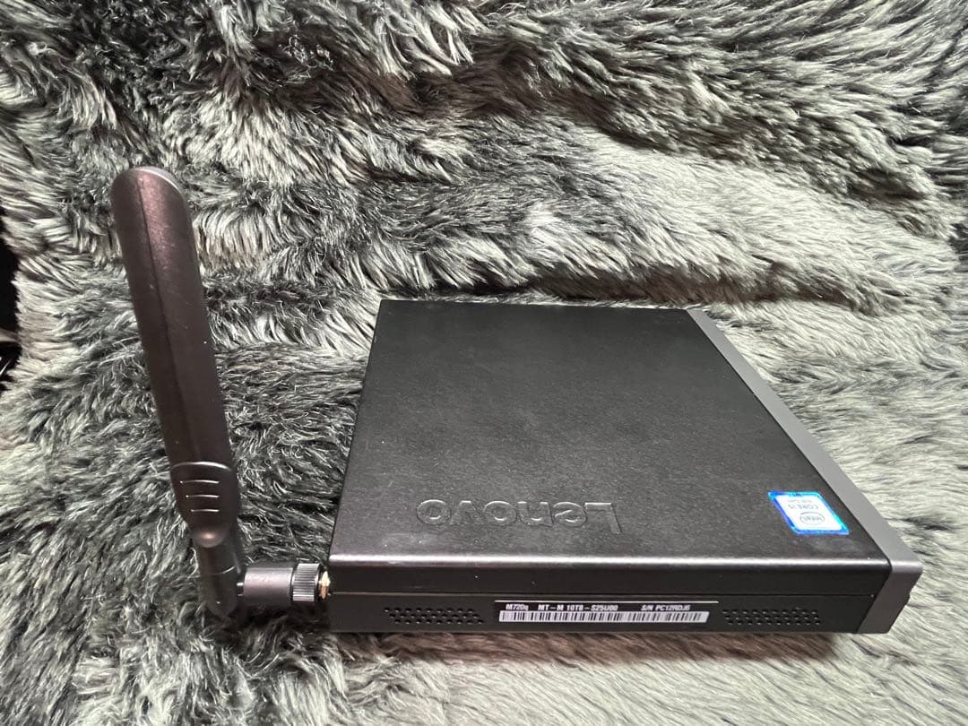 Lenovo ThinkCentre M720q グラボ増設済み