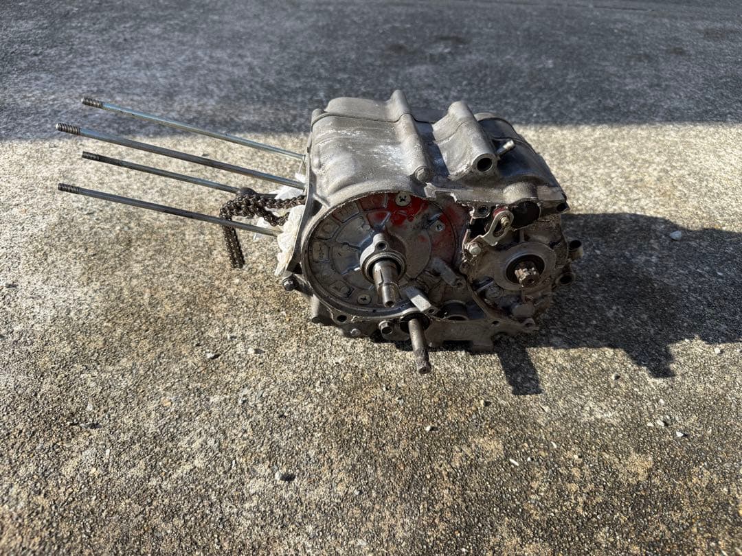 バイク　エンジン3個セット　部品取りなどに