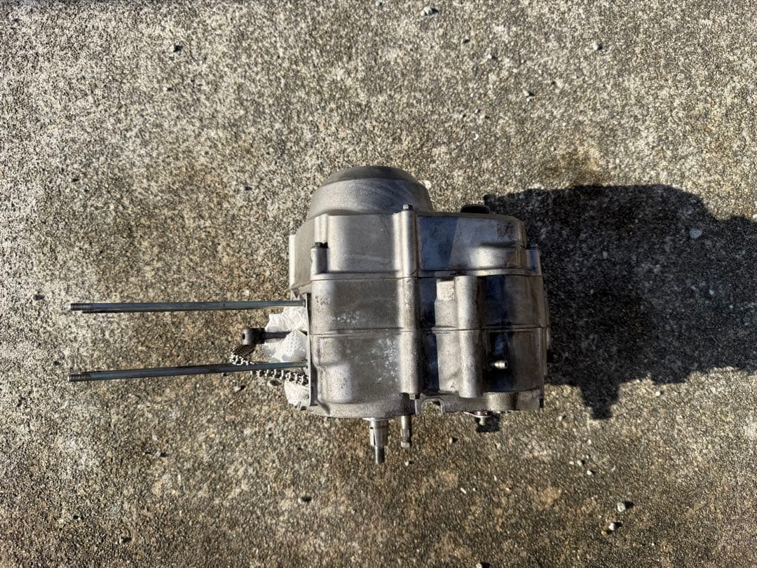 バイク　エンジン3個セット　部品取りなどに