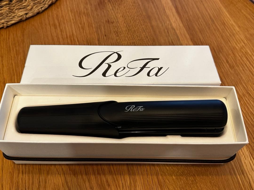 【美品】Refa ストレートミニアイロン　フィンガーアイロン　ブラック