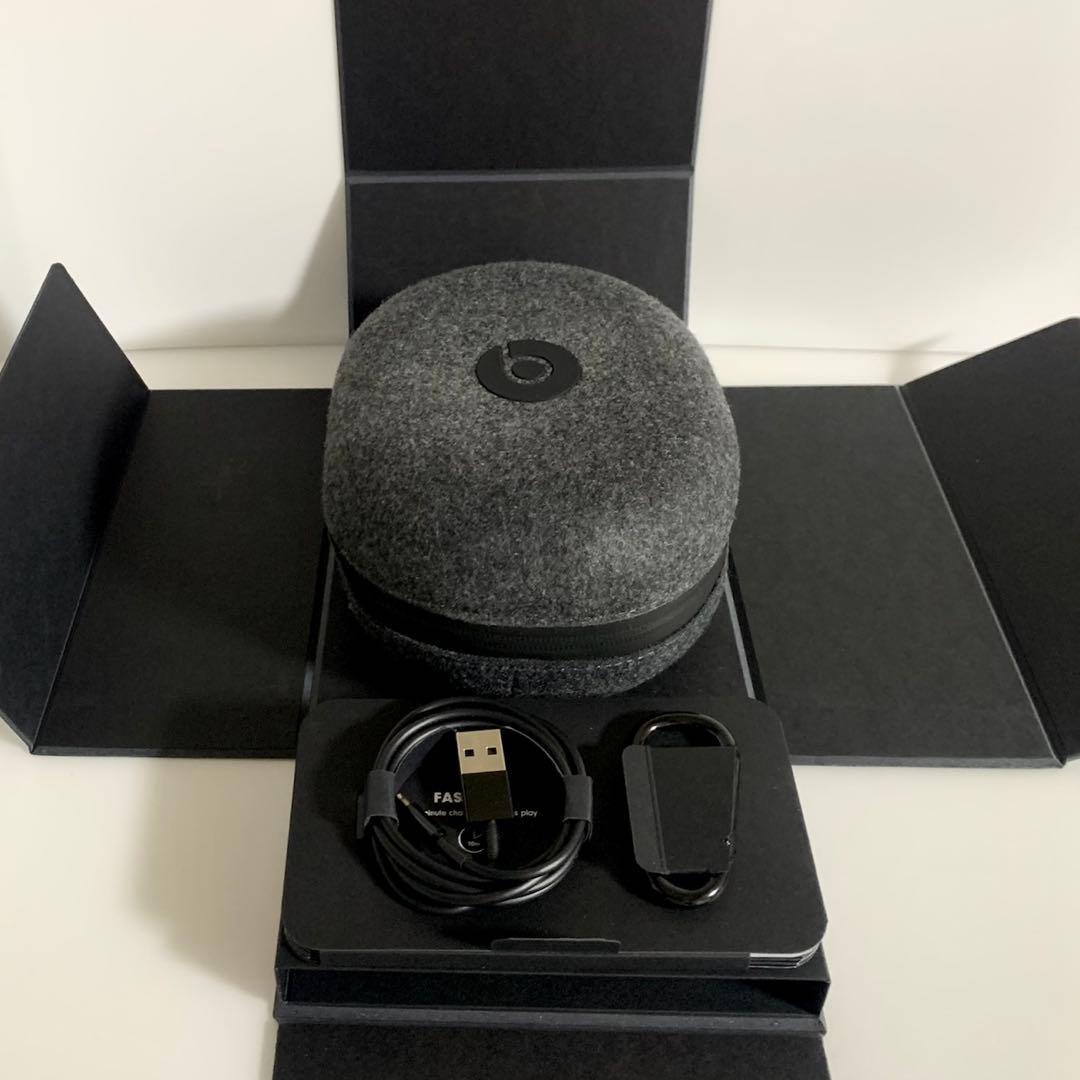 Beats Solo Pro ワイヤレスヘッドホン ブラック アメリカ版