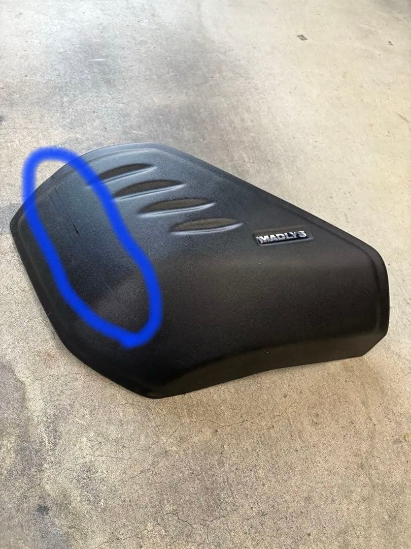 デリカD5 MADLYS リアコーナープロテクター