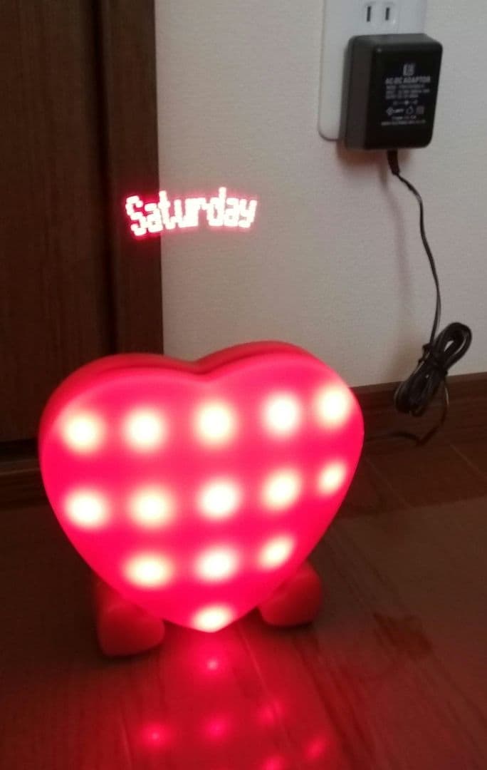 【新品】ハート型 フローティングメッセージ クロック