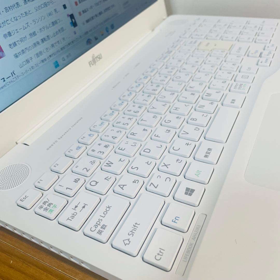 設定済みすぐ使えるホワイトノート大容量750ギガカメラWin11オフィスDVD