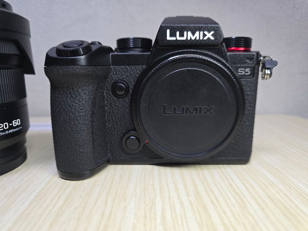 S*氏様 Panasonic LUMIX S5 標準ズームレンズキット