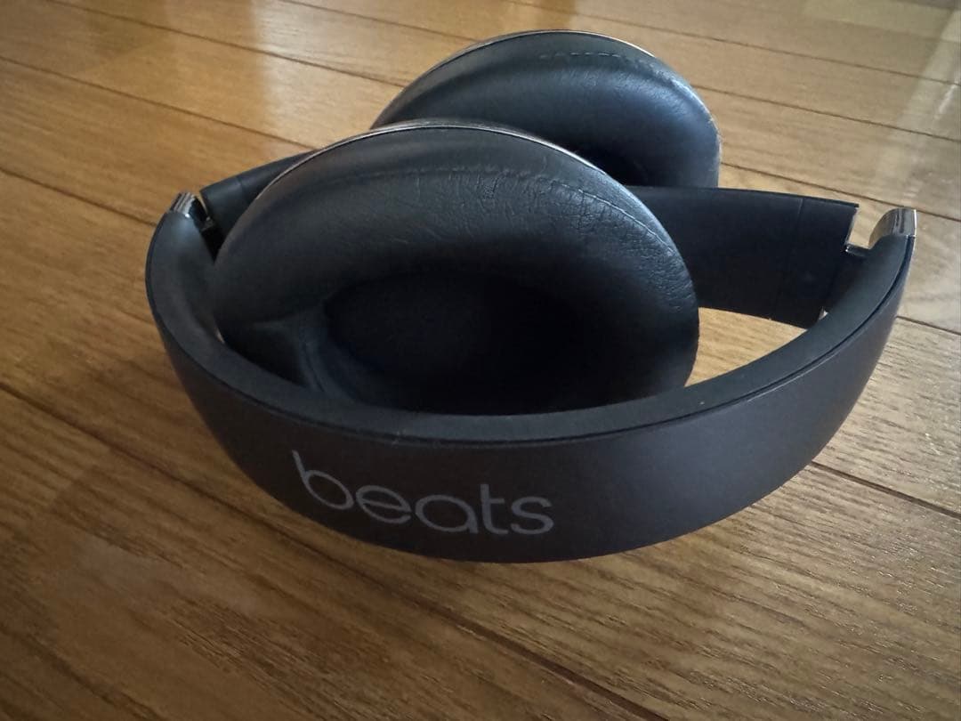 Beats ワイヤレスヘッドホン ブラック ケース付き