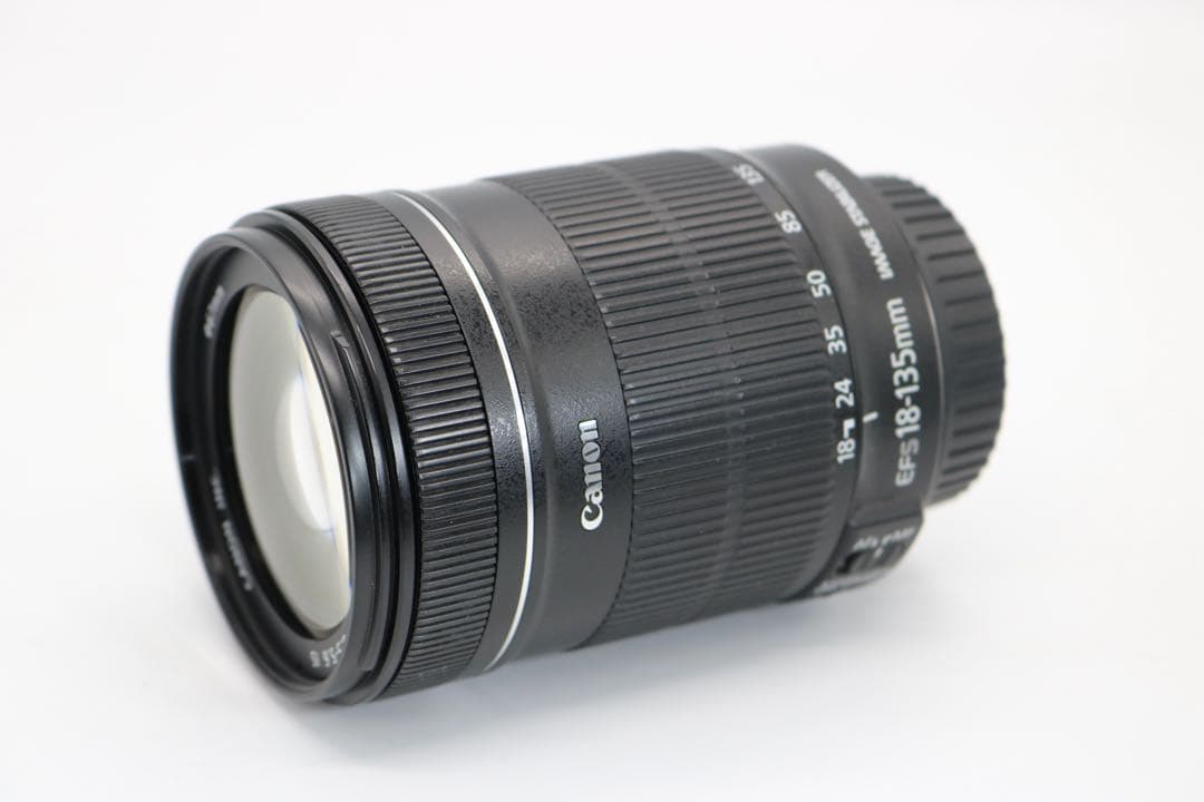 美品 【Canon EF-S 18-135mm IS】 EFレンズ　安心保証あり
