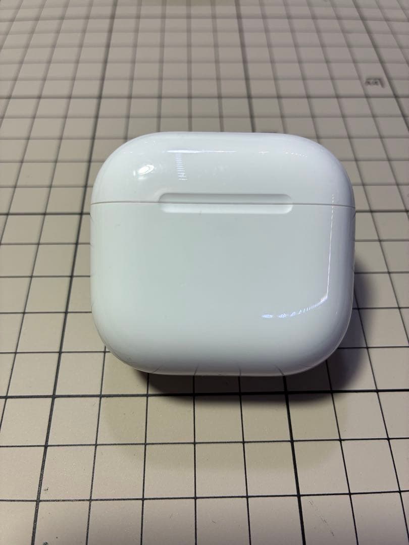 AirPods第4世代　本体 アクティブノイズキャンセリング　充電ケース付き