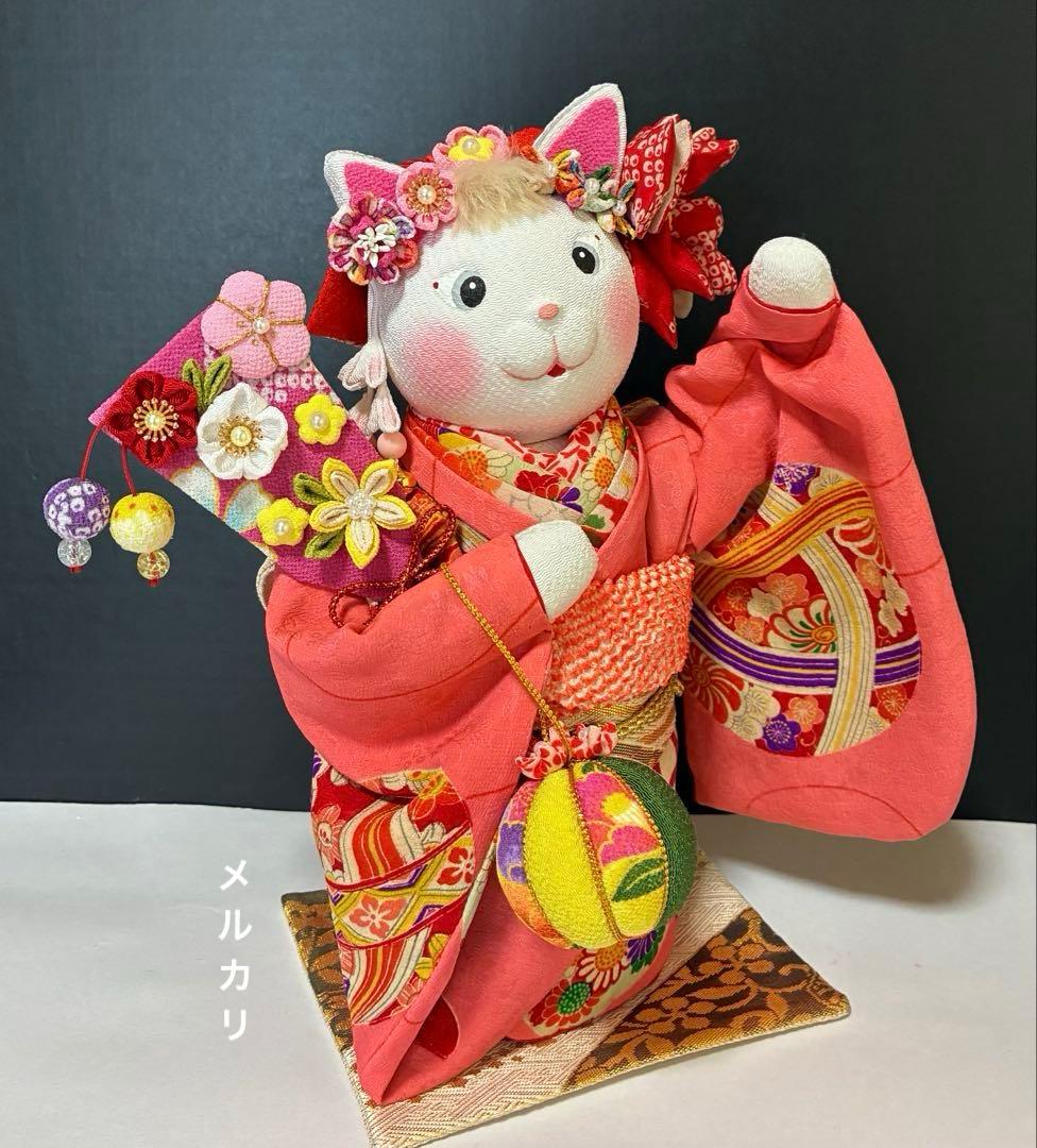【ねこの創作人形】ちりめん細工　縮緬細工　招き猫　まねき猫　和風猫　寒牡丹