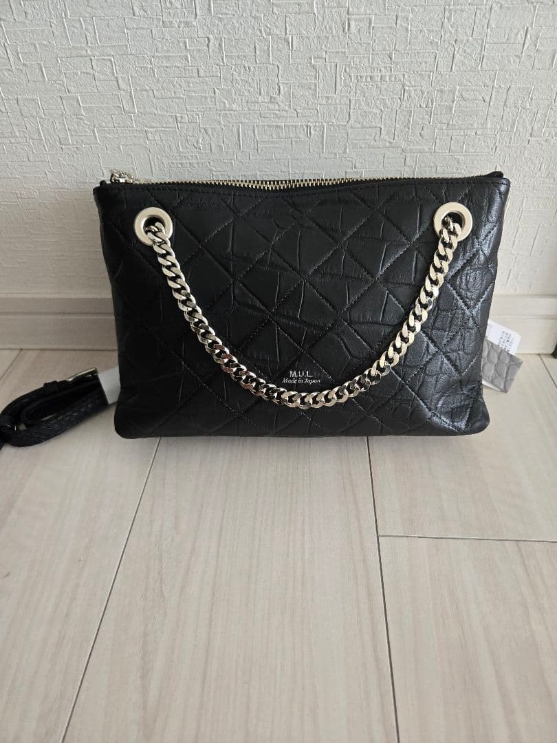 M.U.L. レイヤーチェーンショルダー型押し 　新品未使用　タグ付き！