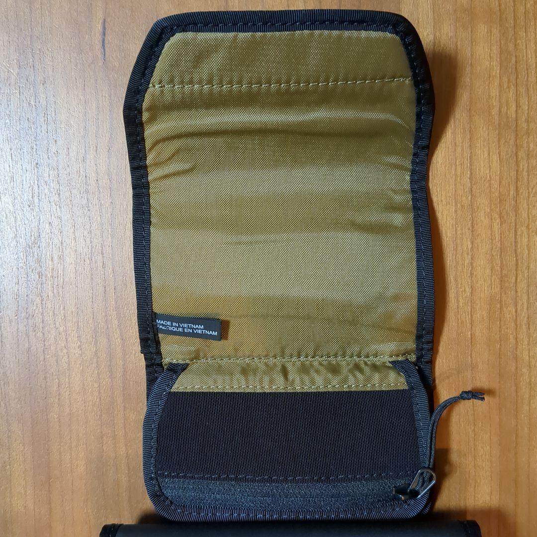 【美品】peter mckinnon   メモリーカードケース 未使用