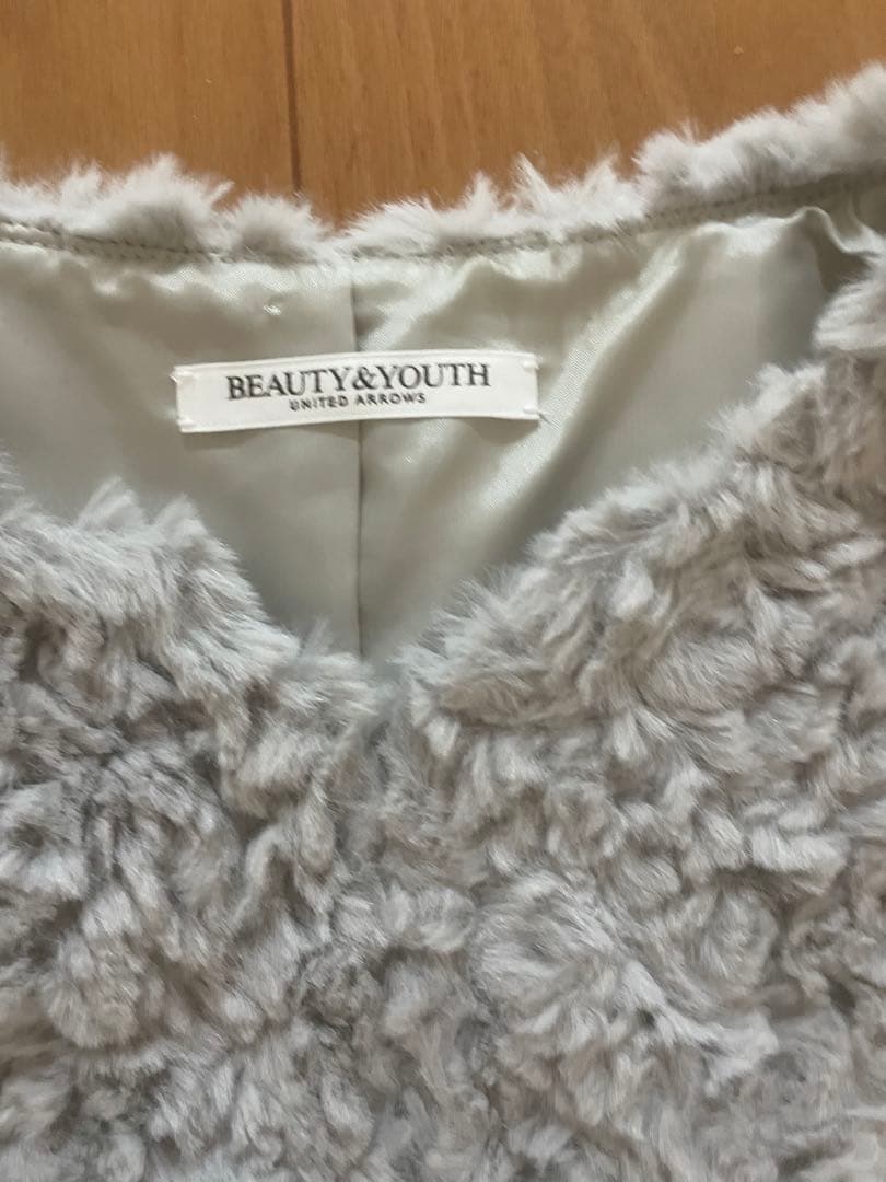 専用です！BEAUTY&YOUTH フェイクファー ベスト