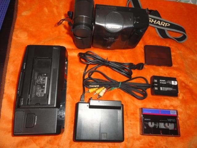 録・再・ダビングOK◆SHARP Hi8ビデオカメラ VL-HL５０