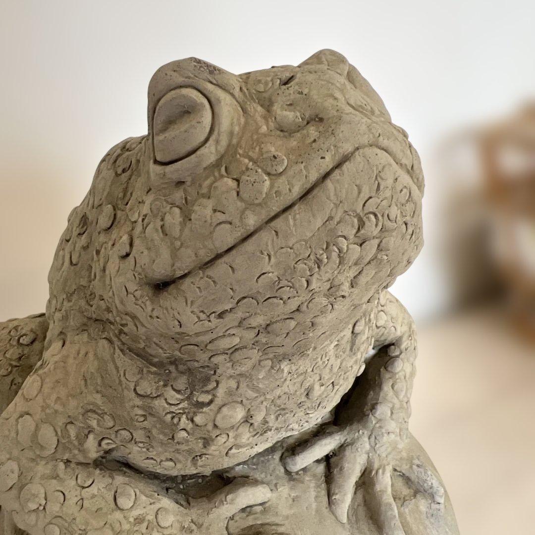 英国ガーデンオーナメントカエルのオーナメント 石膏製