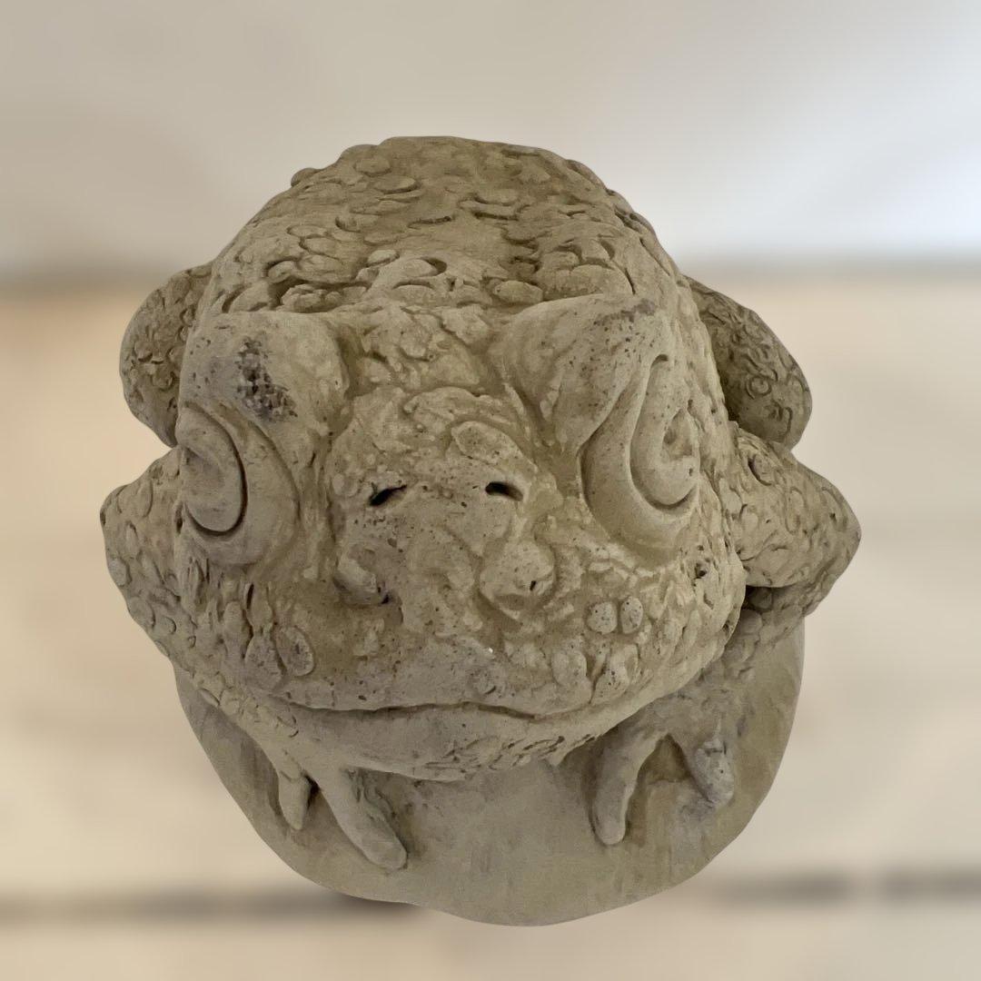 英国ガーデンオーナメントカエルのオーナメント 石膏製