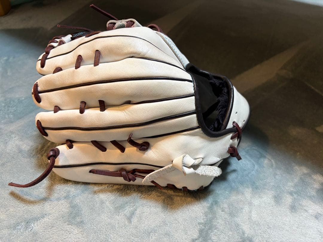 ZEET 軟式用グローブ