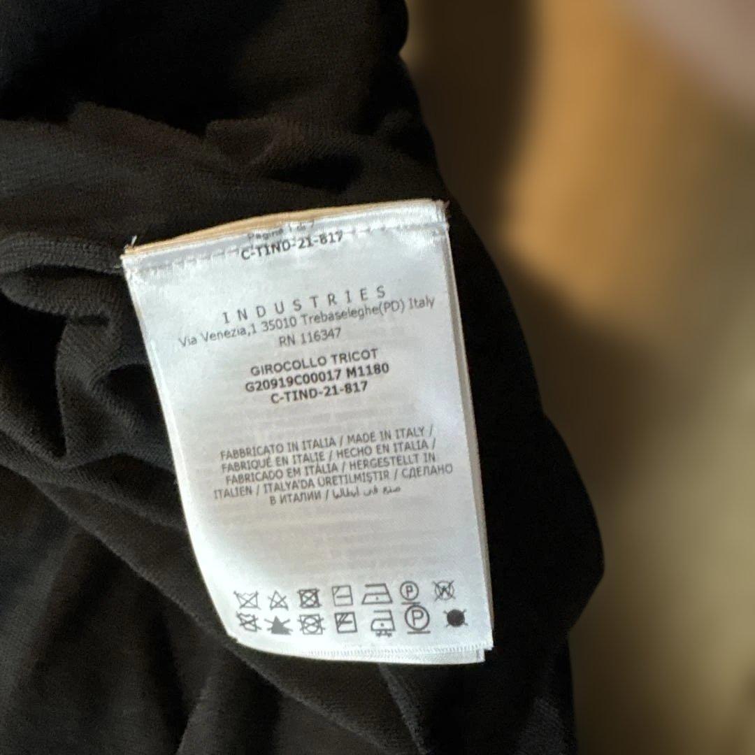 【美品】MONCLER ブラック長袖Tシャツ