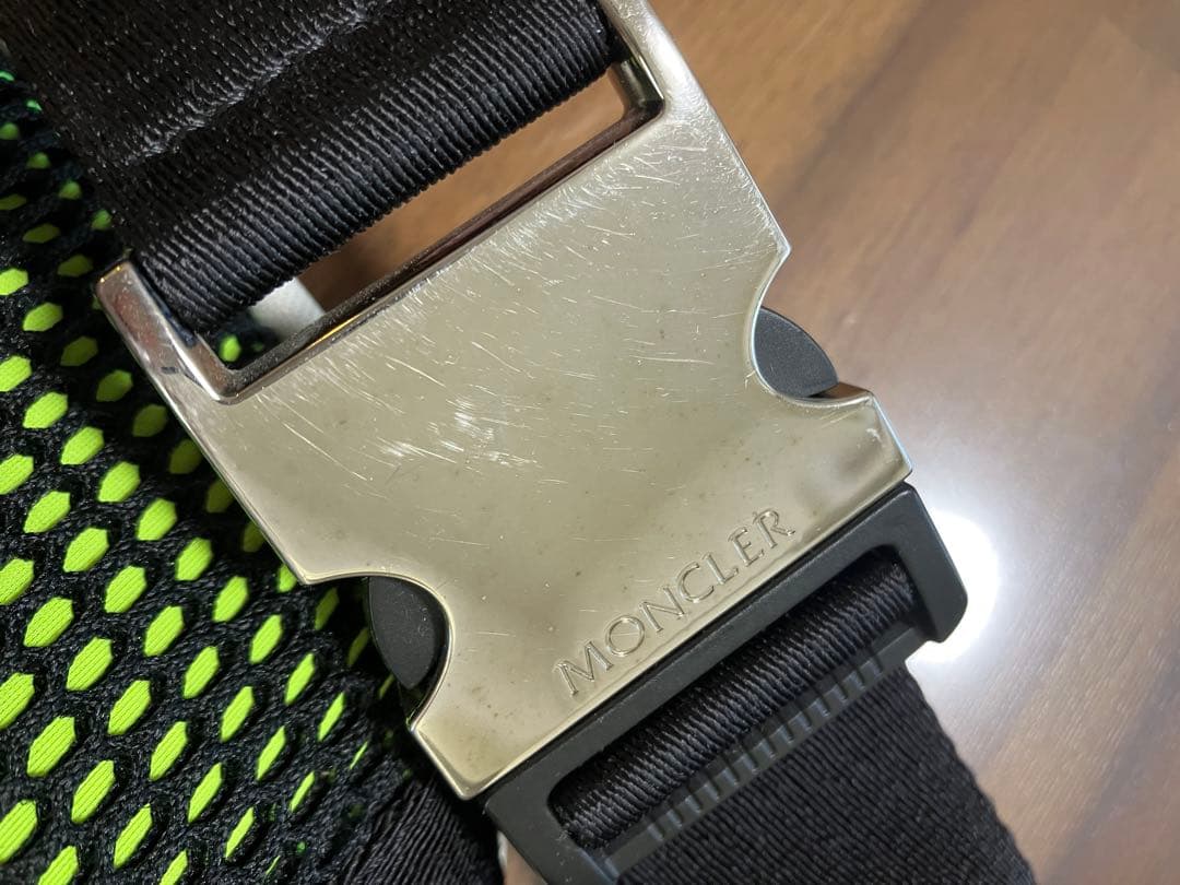 MONCLER モンクレールロゴベルトバッグ