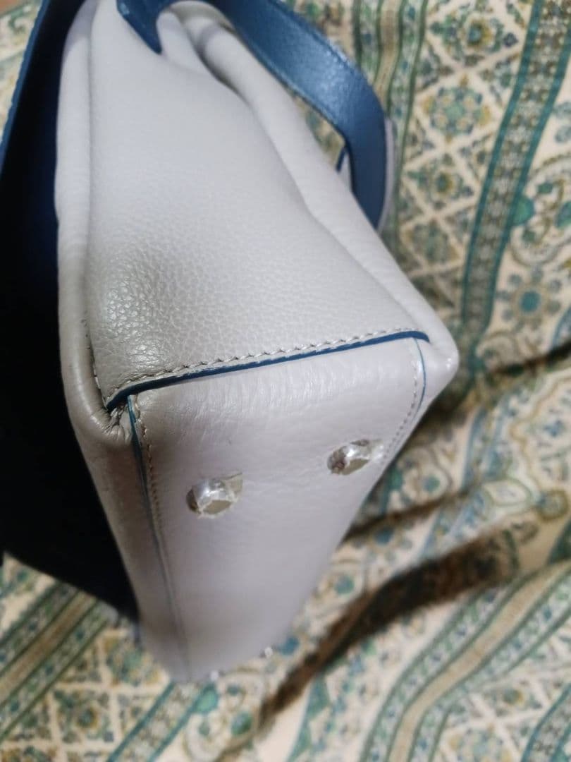 和ぴち　フルラ ジョーヴェ ショルダーバッグ 大容量