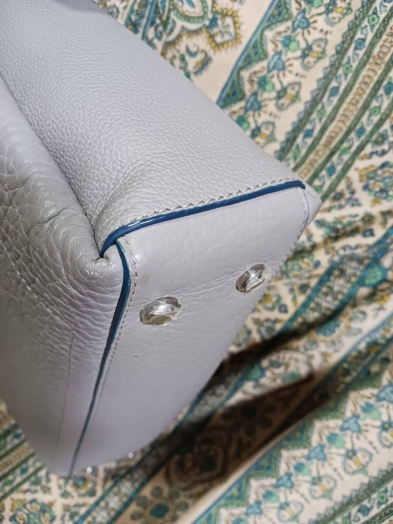 和ぴち　フルラ ジョーヴェ ショルダーバッグ 大容量