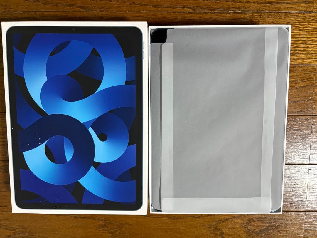 ⭐️値下げ　Apple iPad Air (第5世代) ＋キーボードとペン（純正）