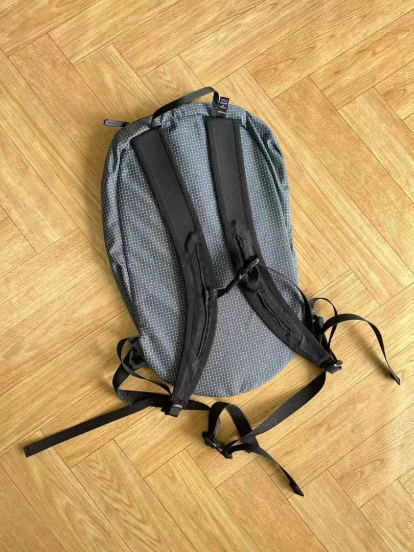 新品ARC'TERYX Konseal 15 海王星の灰