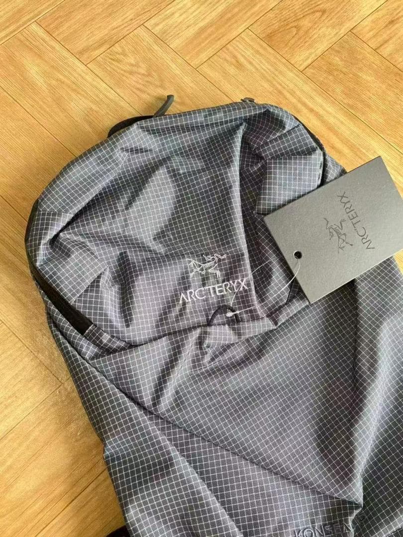 新品ARC'TERYX Konseal 15 海王星の灰