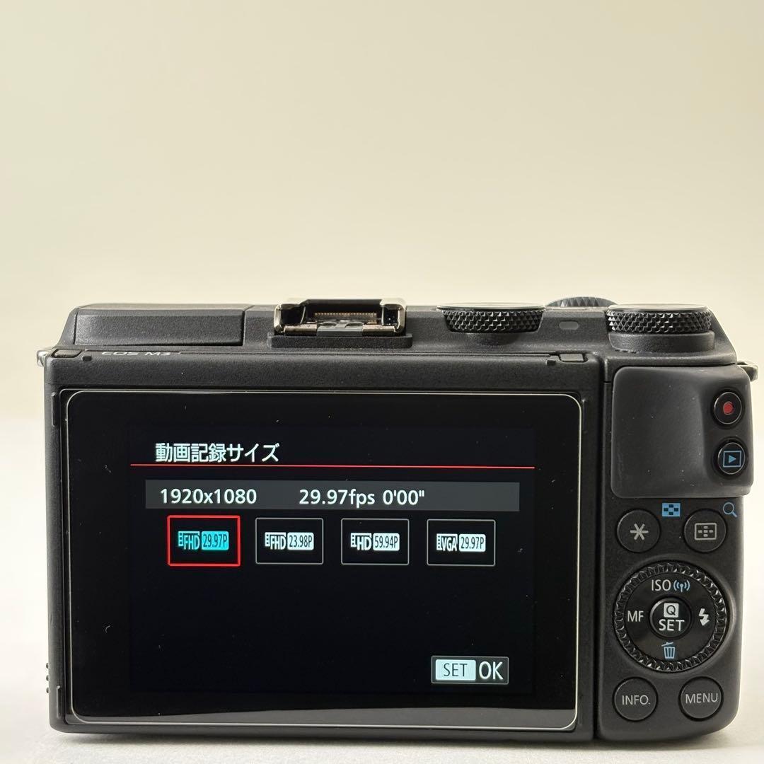 Canon EOS M3 標準、広角ダブルレンズキット Wi-Fi搭載　874