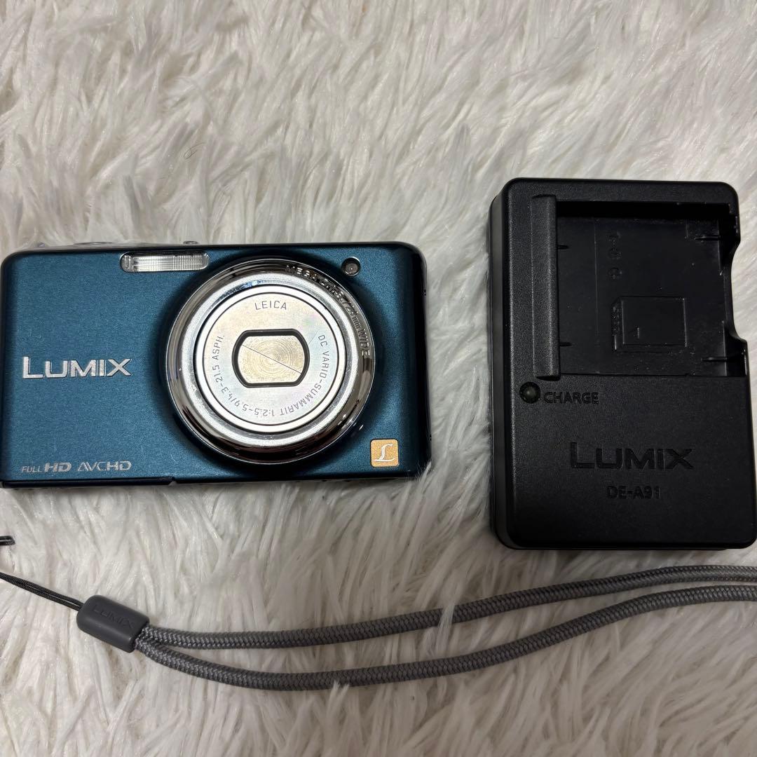 【美品】 Panasonic LUMIX DMC-FX77 ブルー　コンデジ